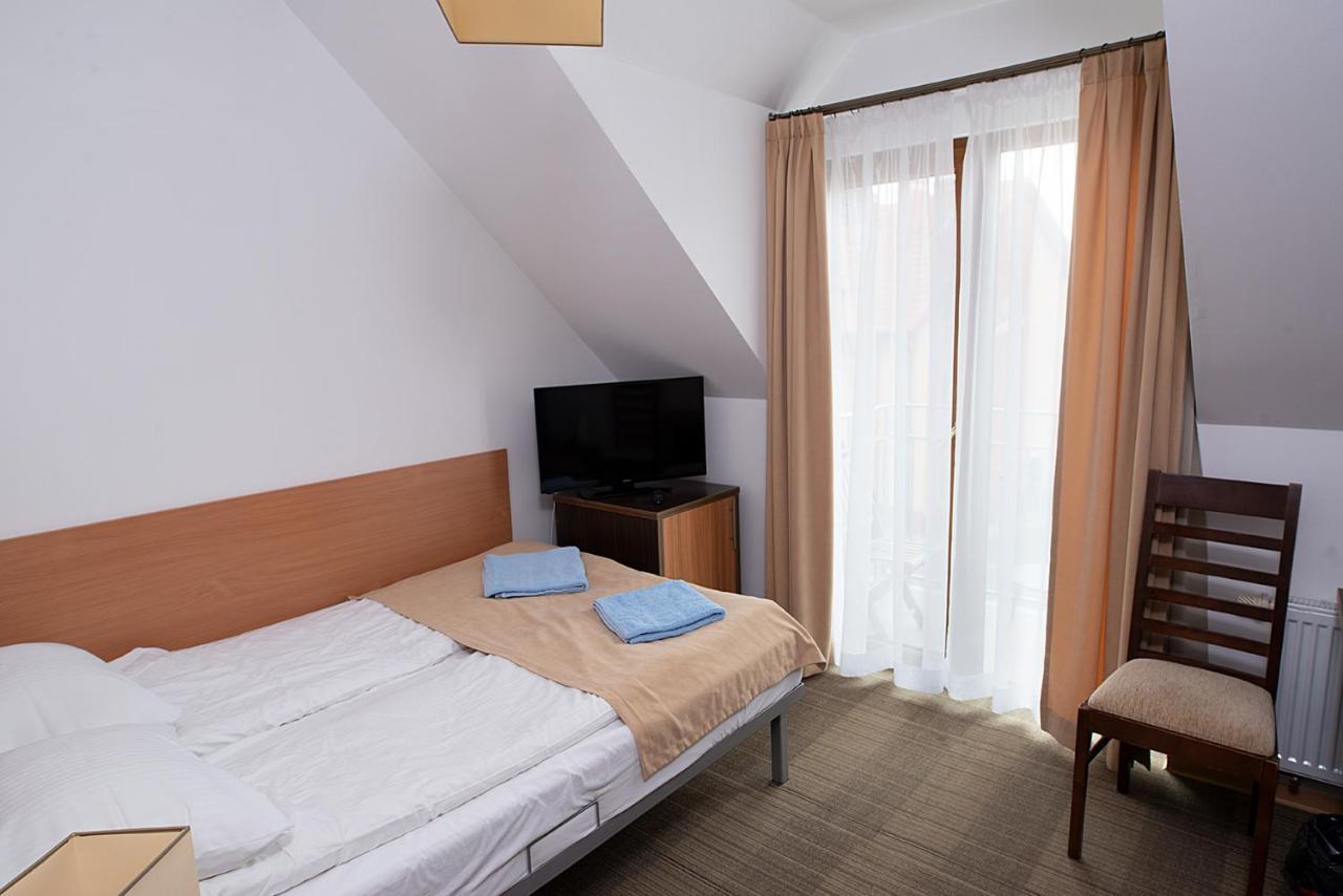 Seo Rewal Hotel Buitenkant foto