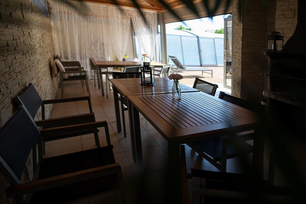 Seo Rewal Hotel Buitenkant foto